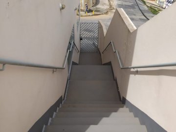 Escada de Acesso