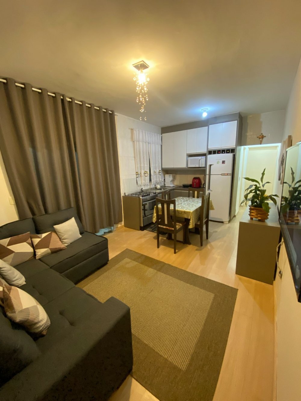 Casa - Lan�amentos - Reneville - Mairinque - SP