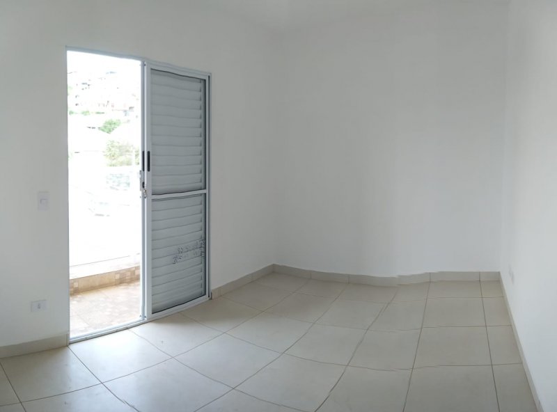 Dormitório com Sacada