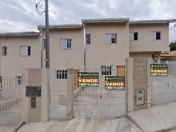 Casa em Lan�amento