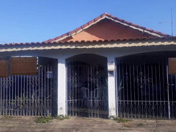 Casa � Venda