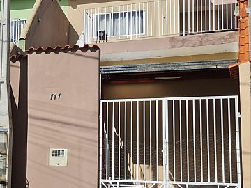 Casa em Lan�amento