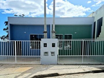 Casa em Lan�amento