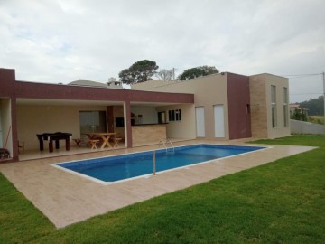 Casa � Venda